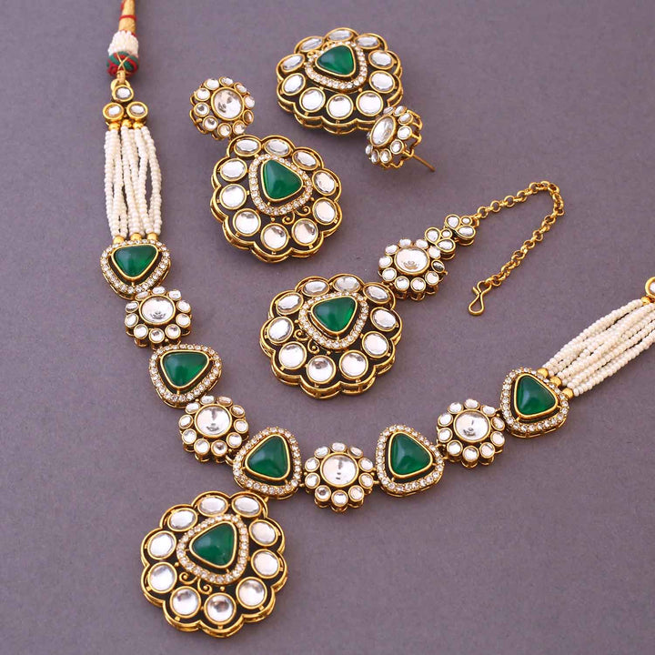 Jade Dhivyashi Kundan Jewellery Set