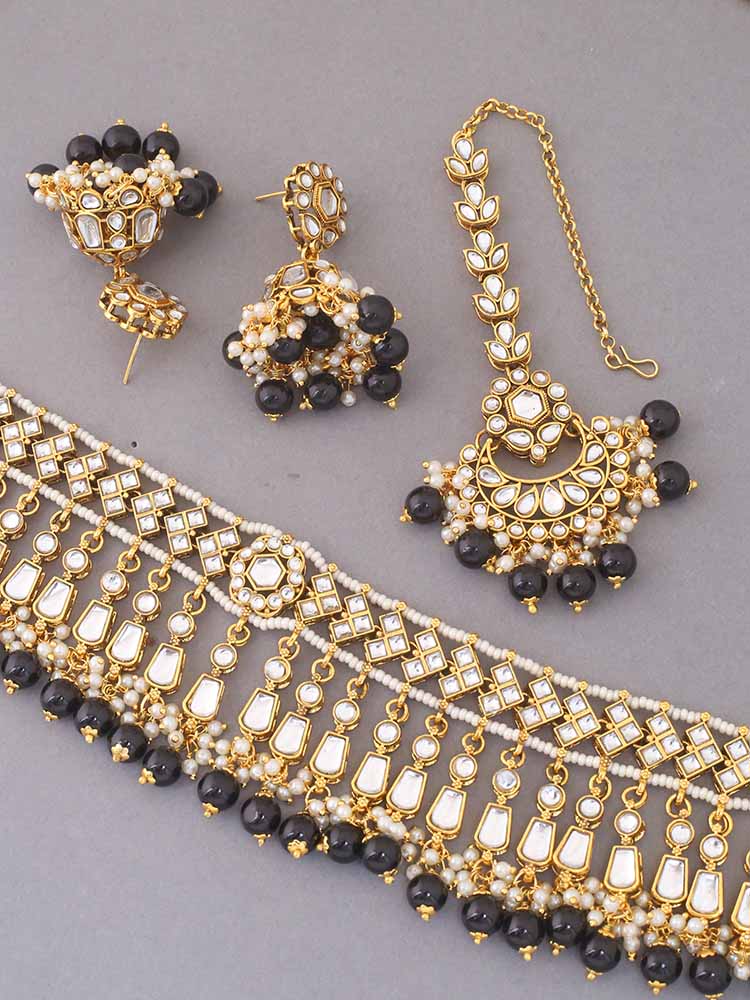 Jet Aanandi Jewellery Set