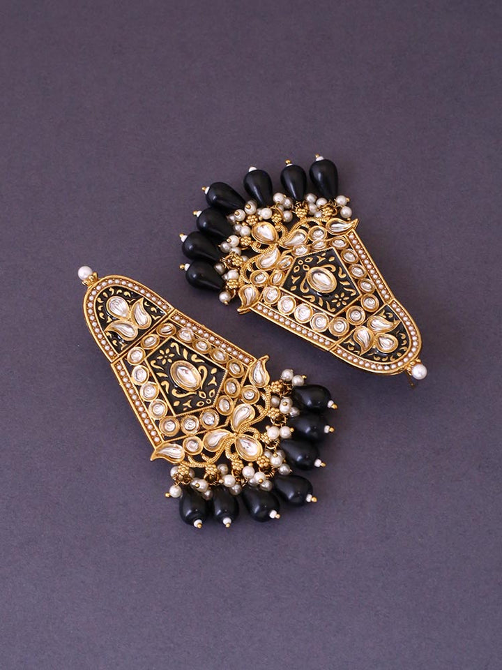 Jet Aasavari Danglers