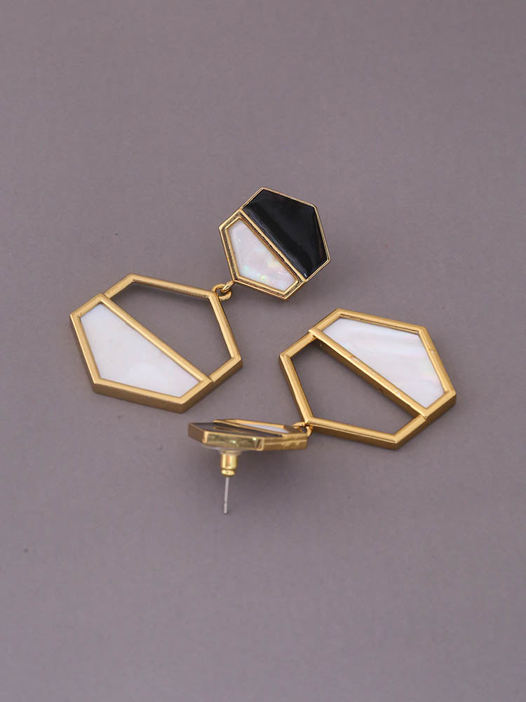 Jet Daakshi Danglers