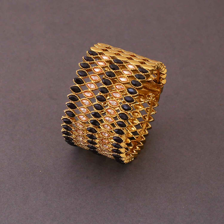 Jet Ishee Adjustable Bracelet