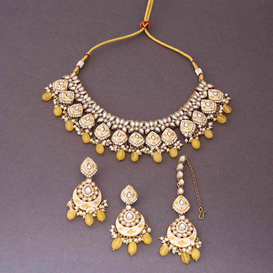 Lemon Dharvi Kundan Jewellery Set