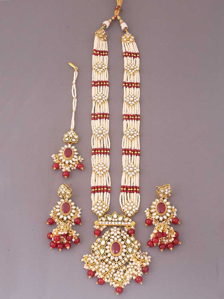 Maroon Aafreeda Jewellery Set