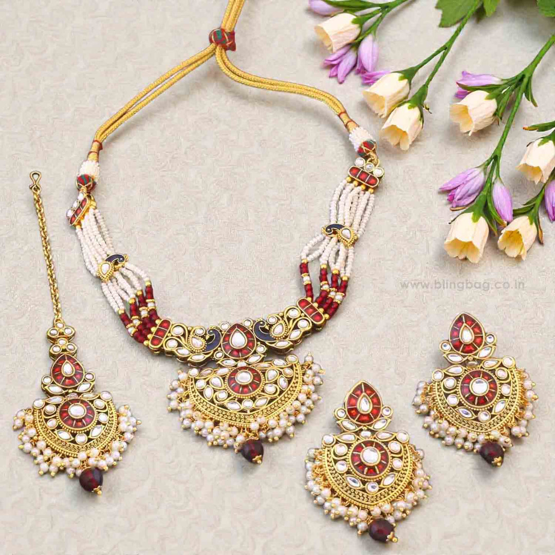 Maroon Suvitha Kundan Jewellery Set
