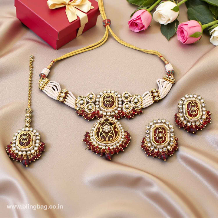 Maroon Ananyaita Kundan Jewellery Set
