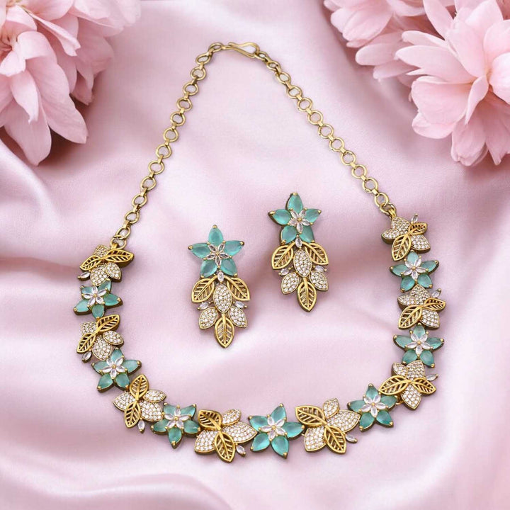 Mint Municca Victorian Jewellery Set - New Arrival