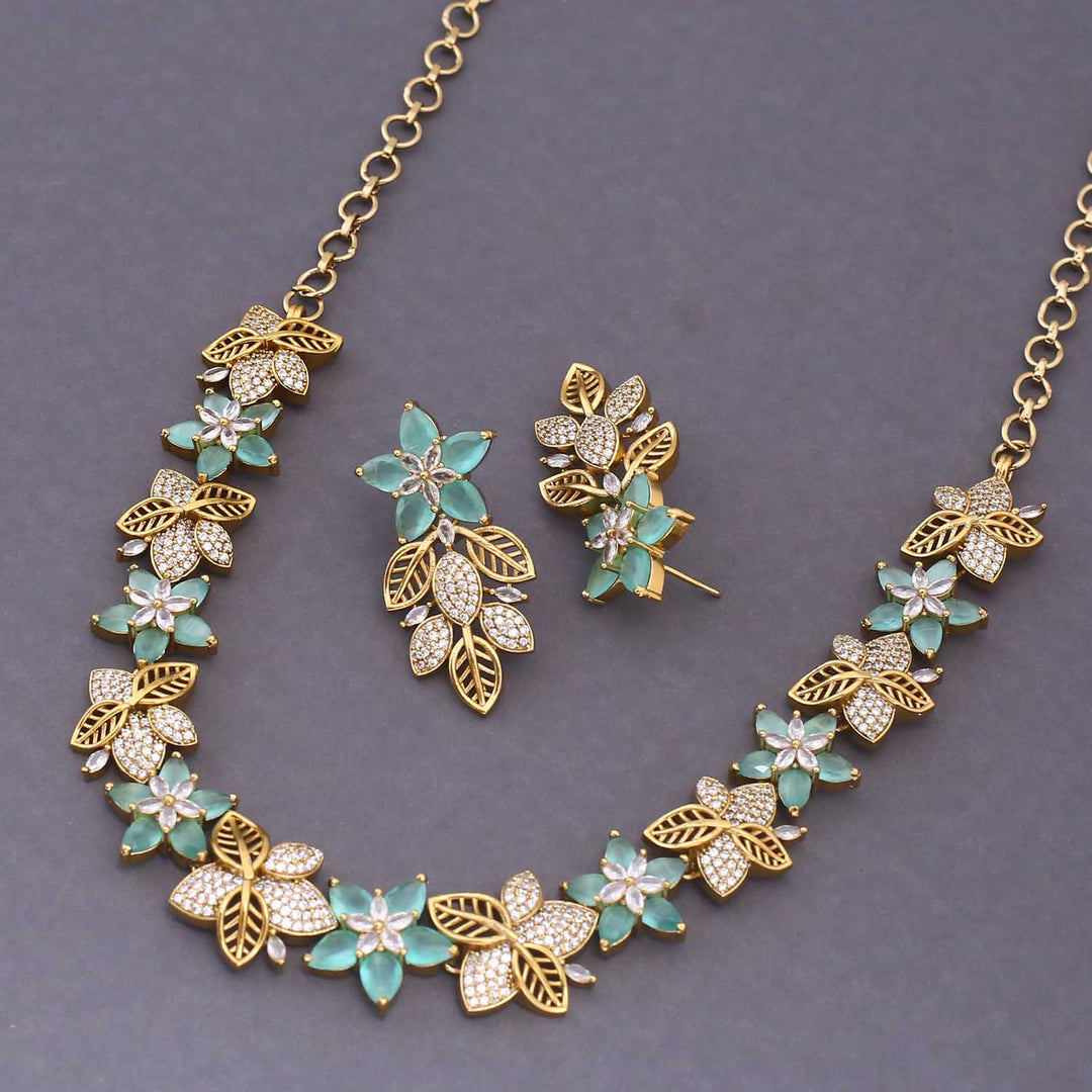 Mint Municca Victorian Jewellery Set - New Arrival