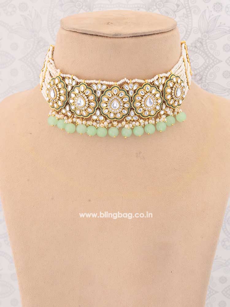Mint Pranami Kundan Kundan Jewellery Set