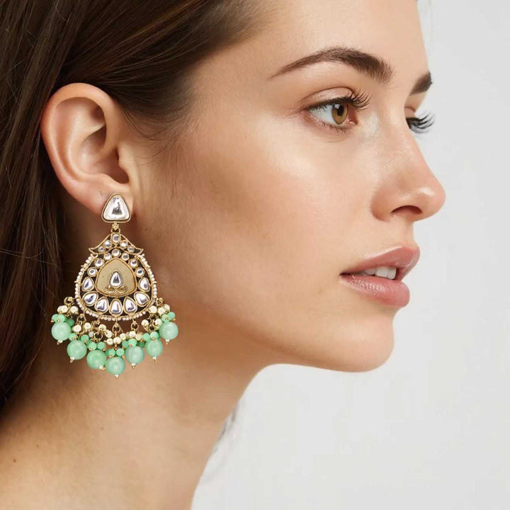 Mint Shrika Chandbalis