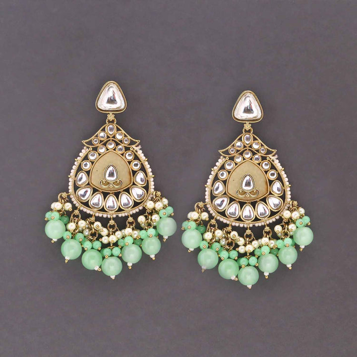 Mint Shrika Chandbalis