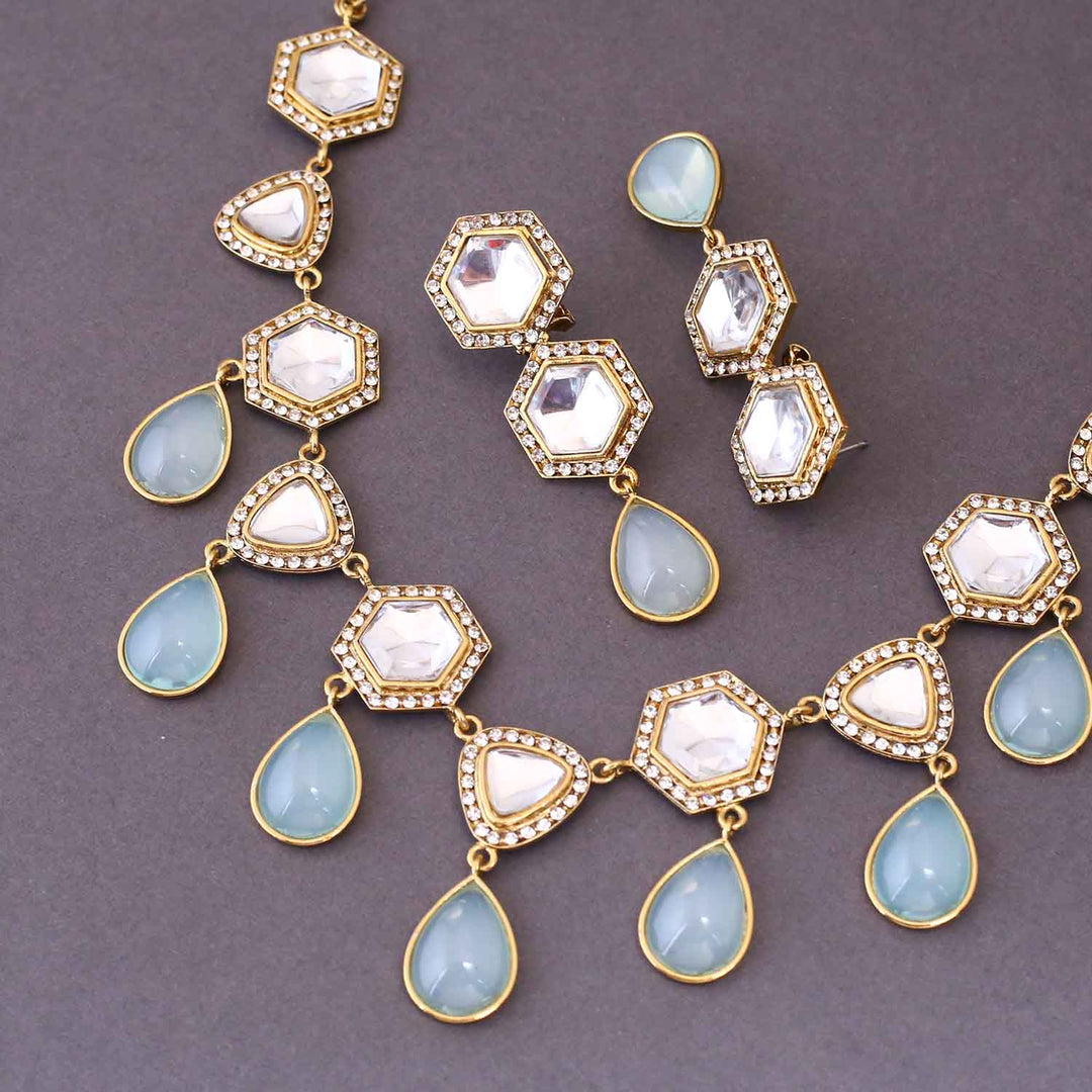 Mint Siyana Kundan Jewellery Set