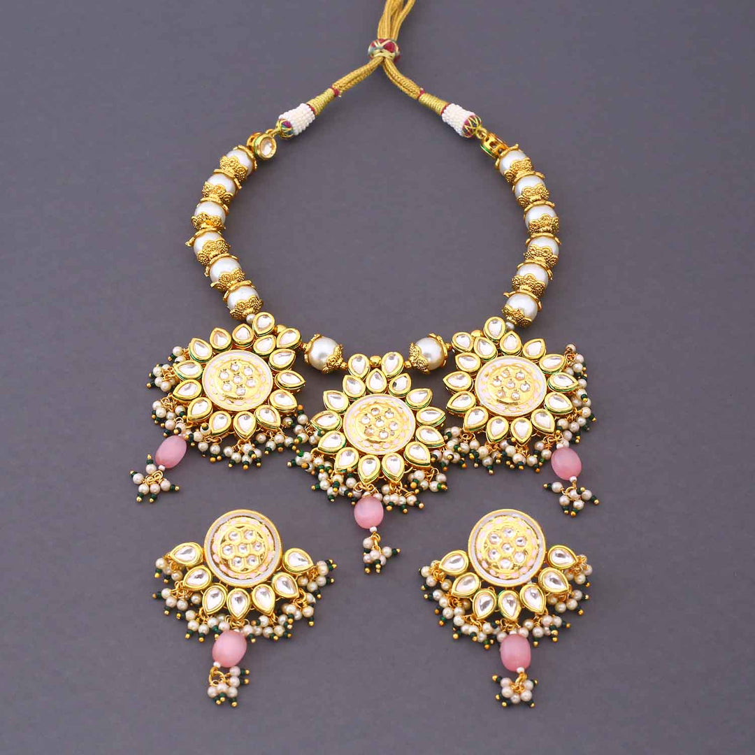 Golden Trishika Kundan Jewellery Set