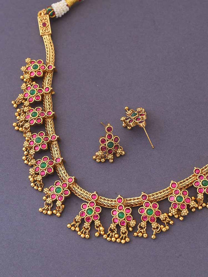 Multicolor Aashirya Jewellery Set