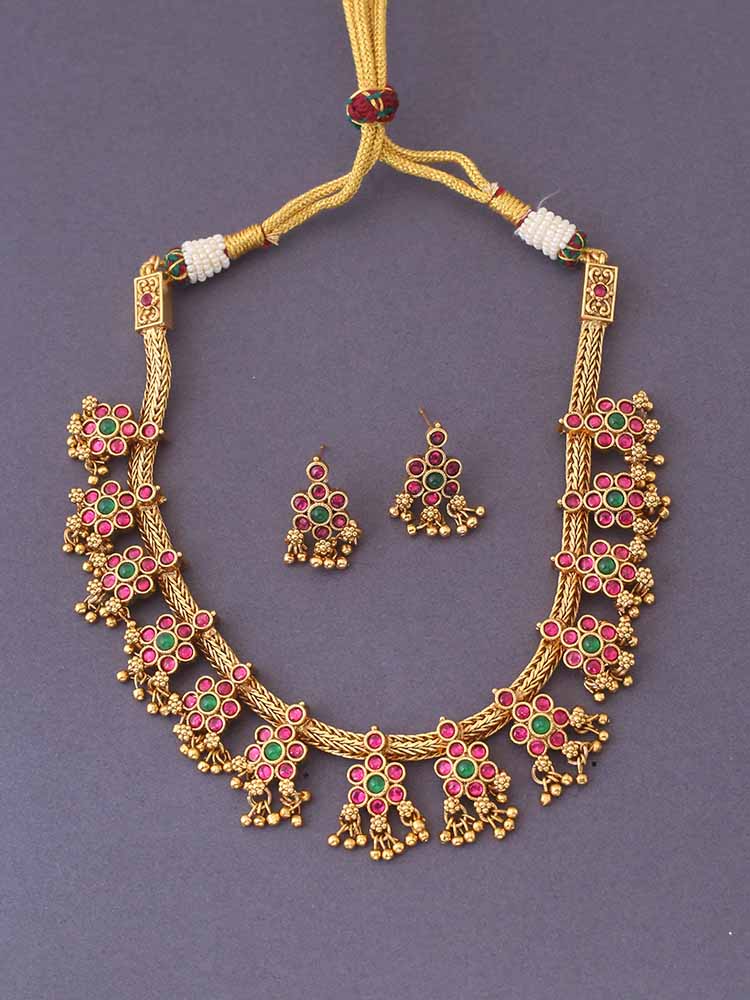 Multicolor Aashirya Jewellery Set