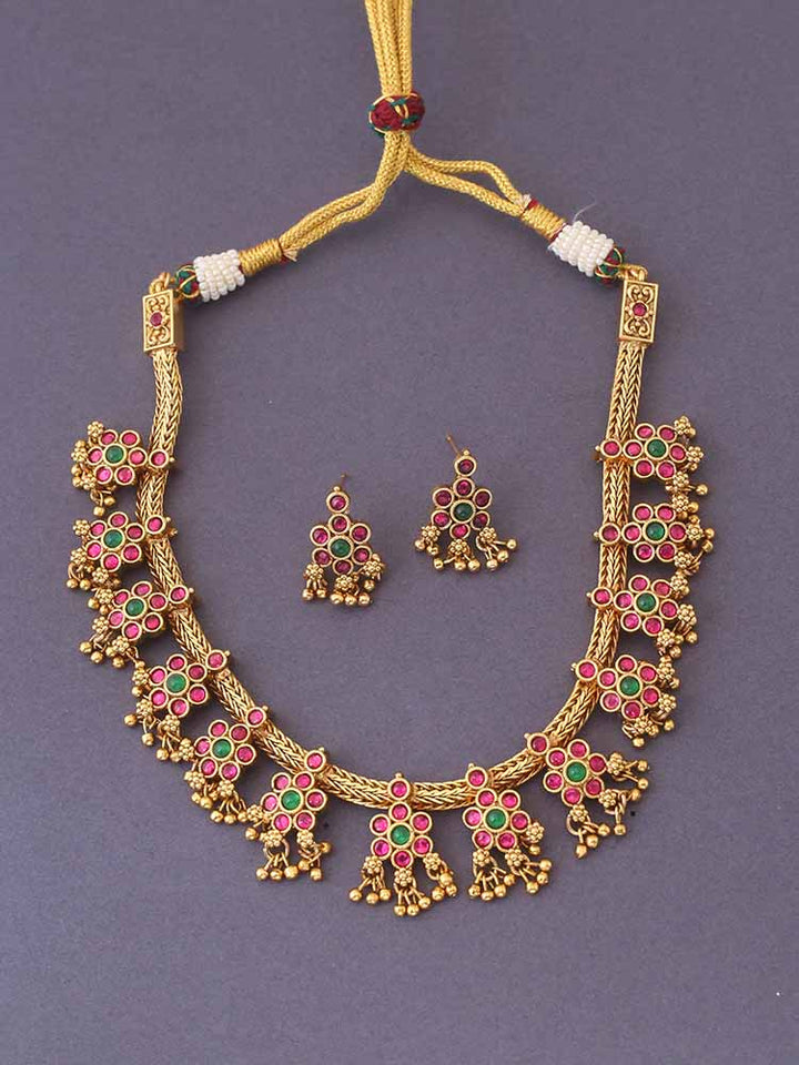 Multicolor Aashirya Jewellery Set