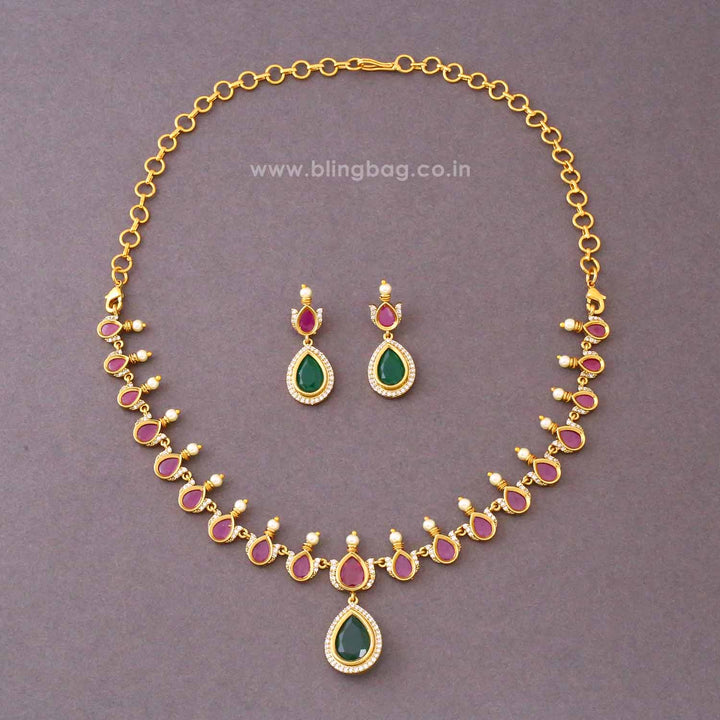 Multicolor Aavira Antique Jewellery Set- New Arrival