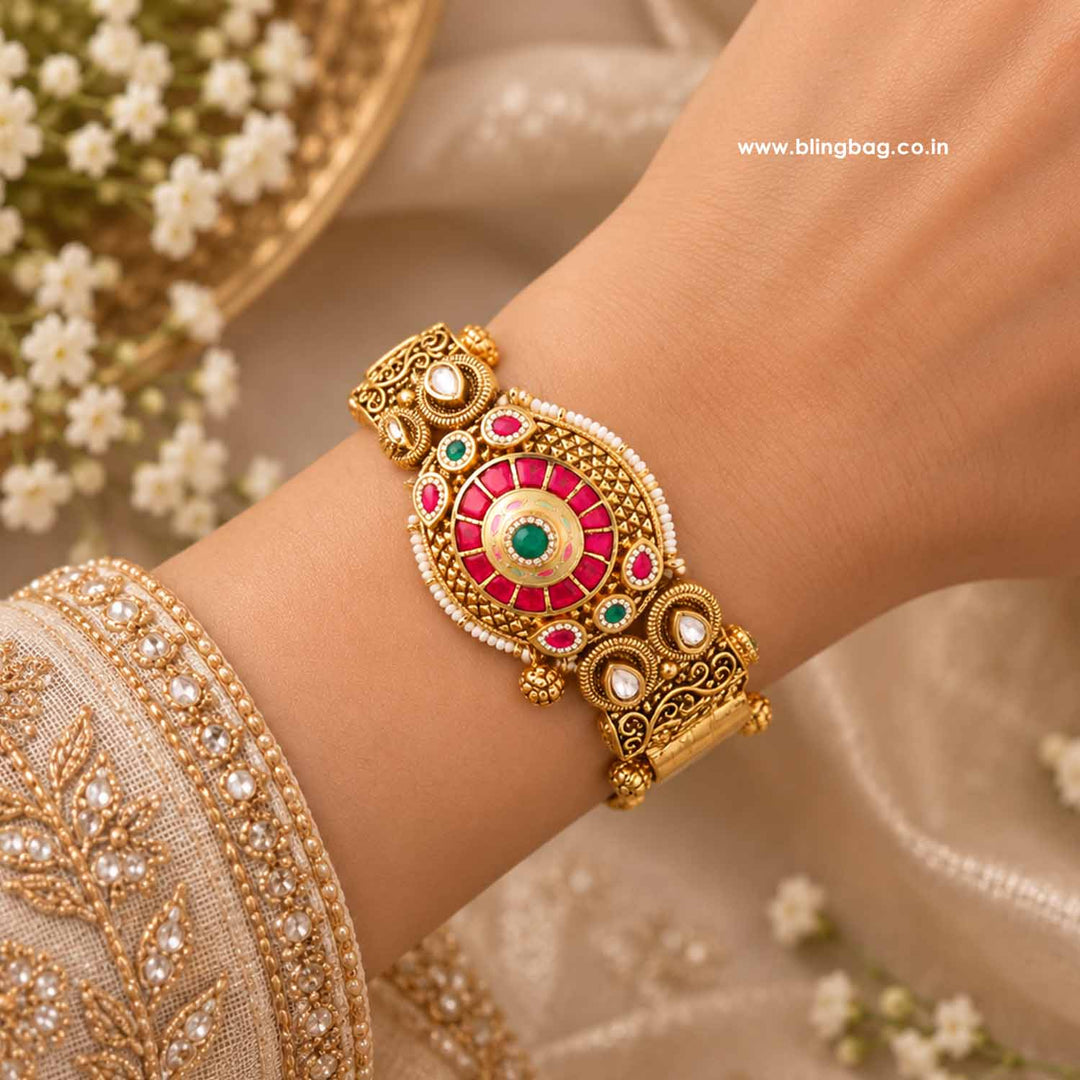 Multicolor Aniketika Kada