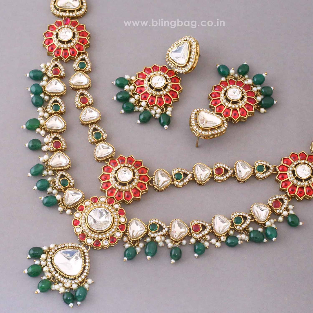 Multicolor Bhavyasha Kundan Jewellery Set