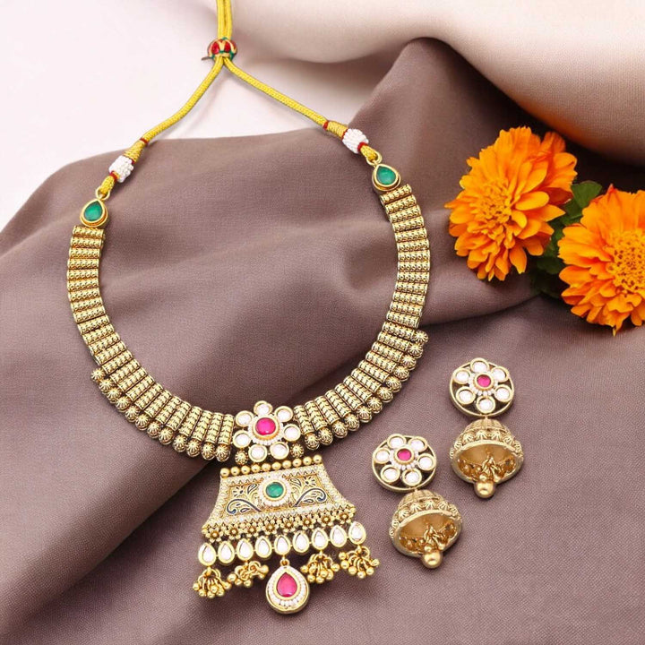 Multicolor Drisha Hasli Antique Rajwadi Set