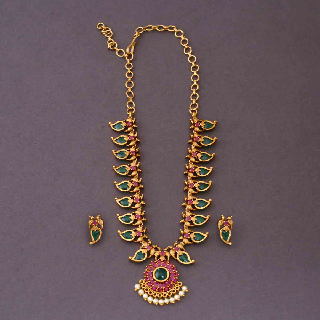 Multicolor Geeti Antique Jewellery Set - New Arrival