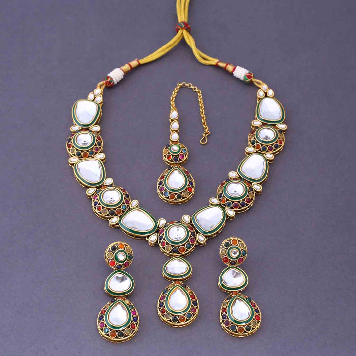 Multicolor Ghurmita Kundan Jewellery Set