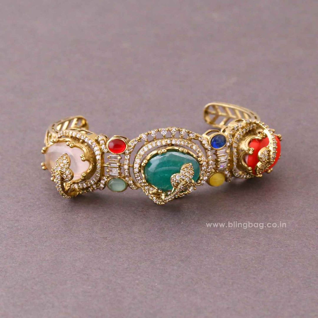Multicolor Grace Victorian Kada