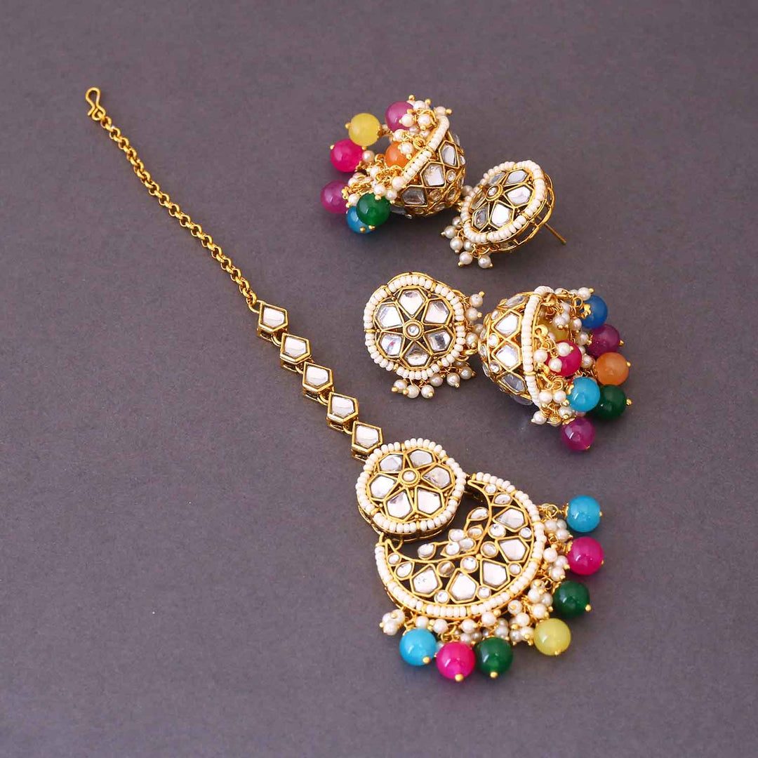 Multicolor Inula Maang Tikka Set