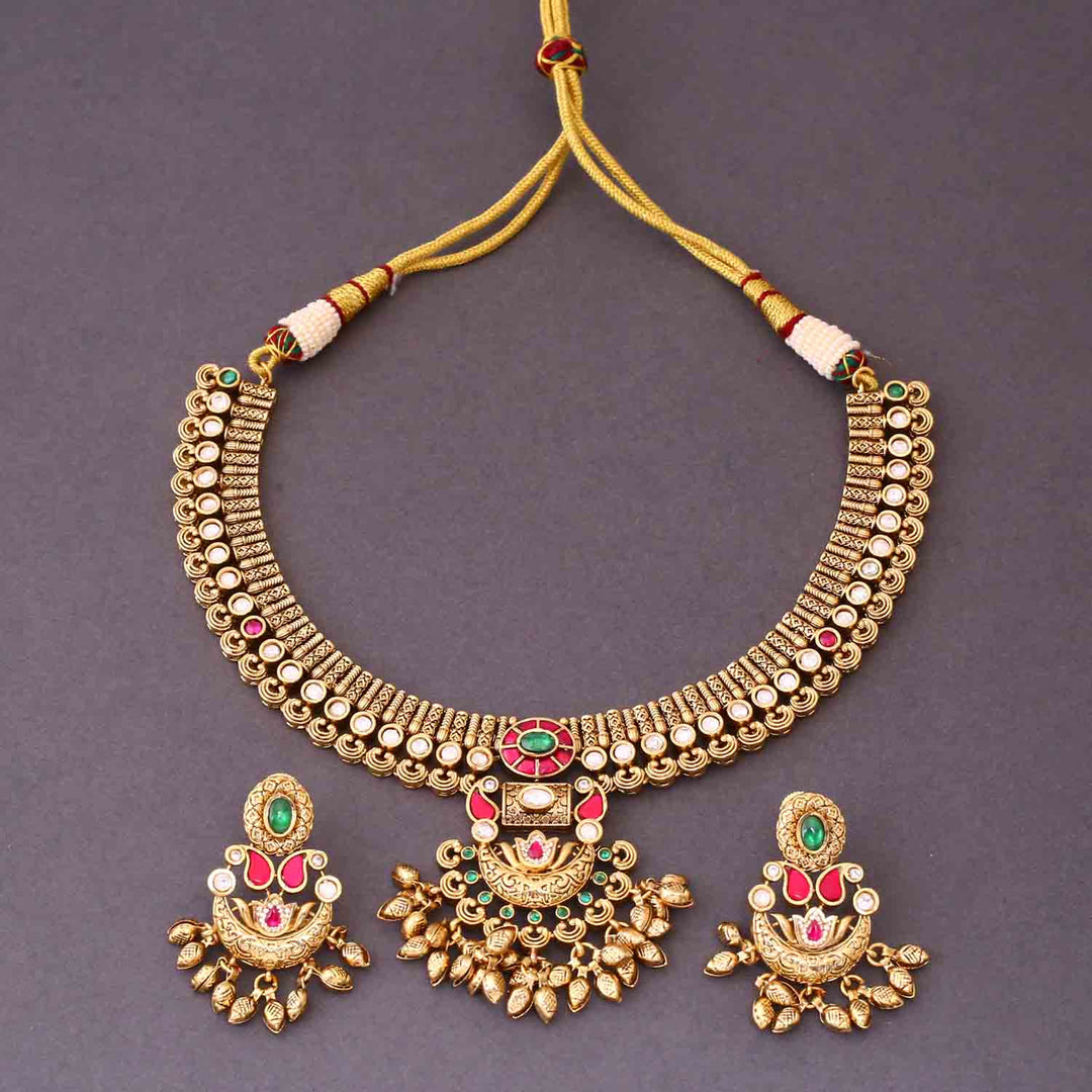 Multicolor Jahnvi Antique Rajwadi Set