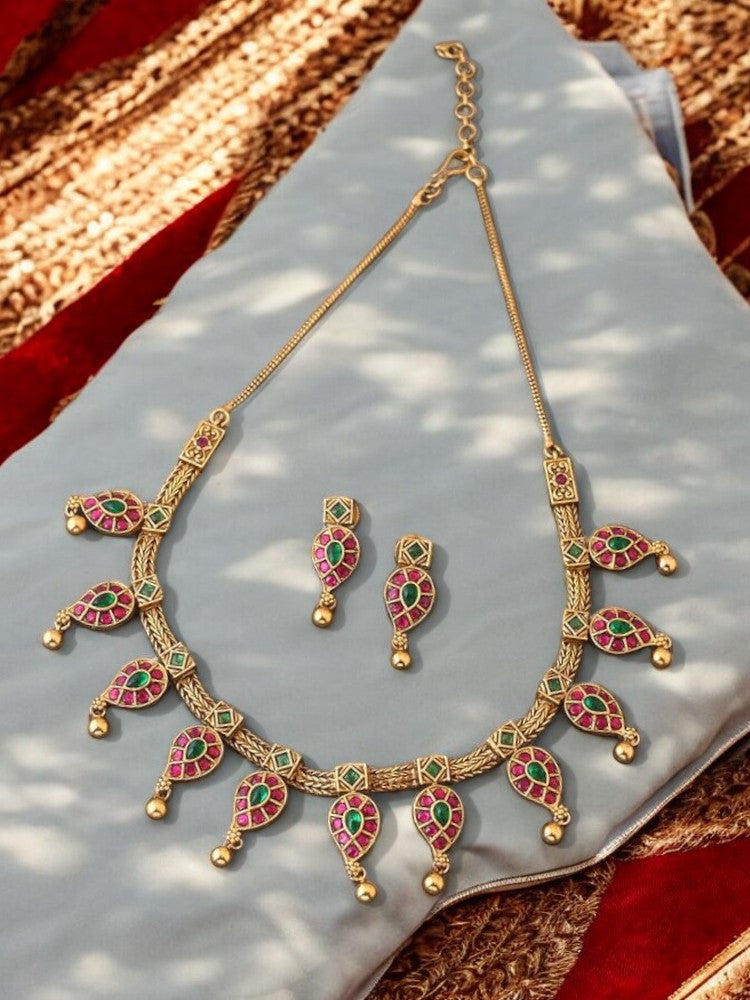 Multicolor Kamdhenu Antique Jewellery Set