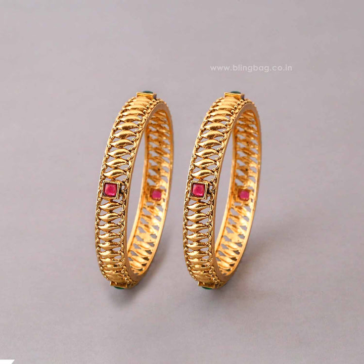 Multicolor Kamudi Bangles