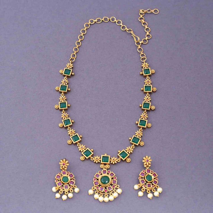 Multicolor Kanwal Antique Jewellery Set - New Arrival
