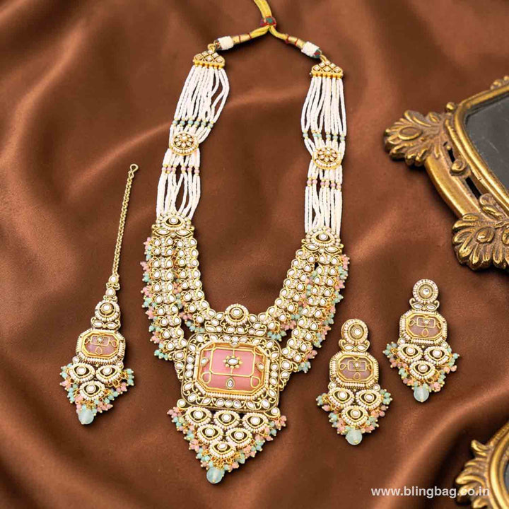 Multicolor Kavika Kundan Jewellery Set