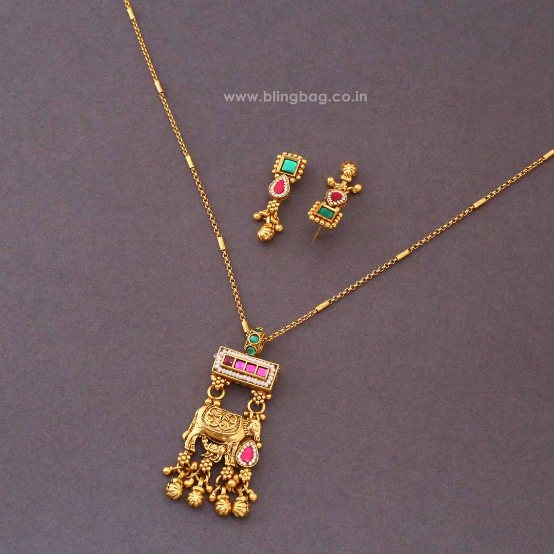 Multicolor Kavyaara Antique Jewellery Set - New Arrival