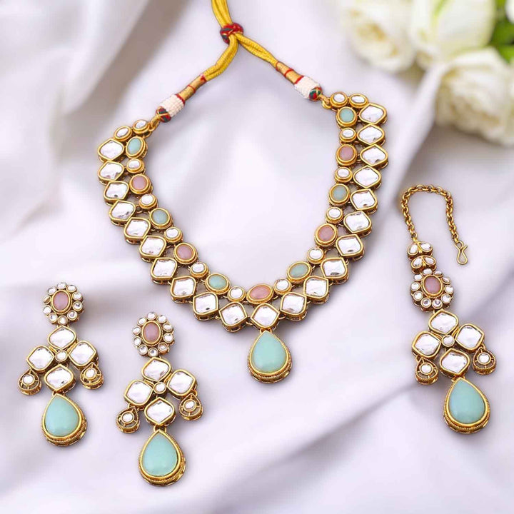 Multicolor Kharuya Kundan Jewellery Set