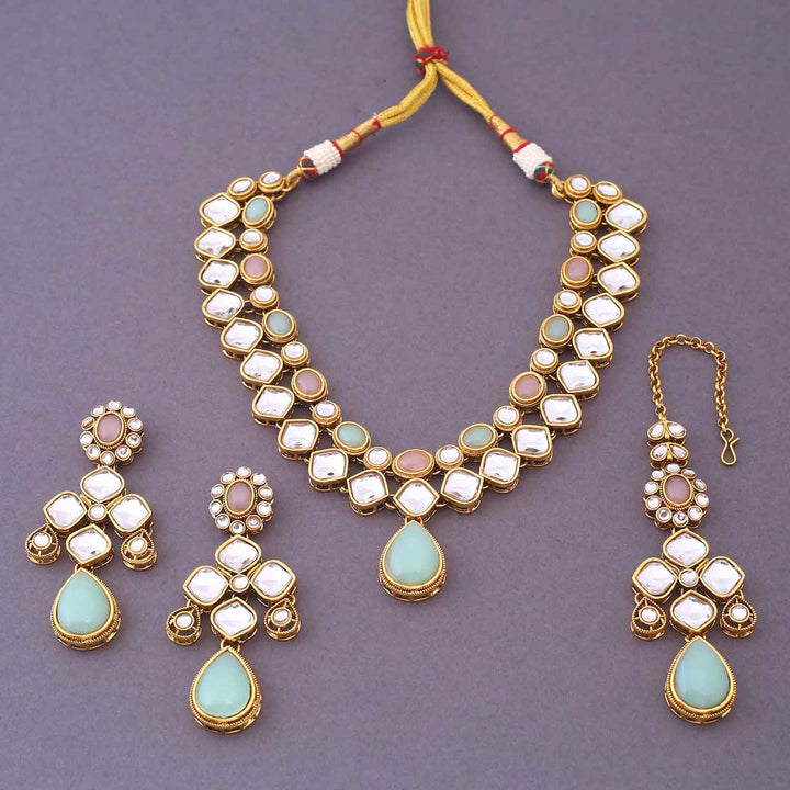 Multicolor Kharuya Kundan Jewellery Set