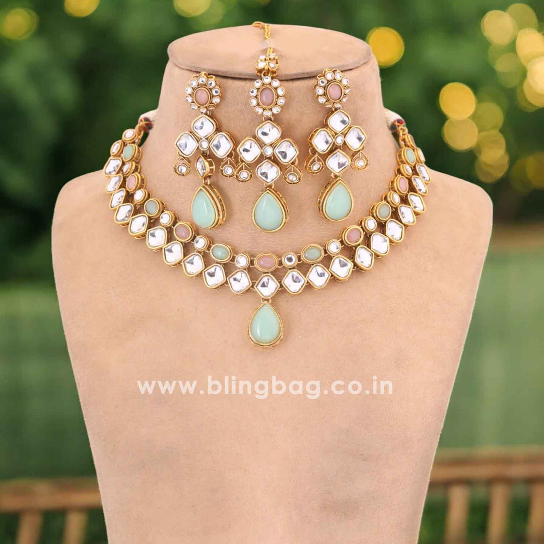 Multicolor Kharuya Kundan Jewellery Set