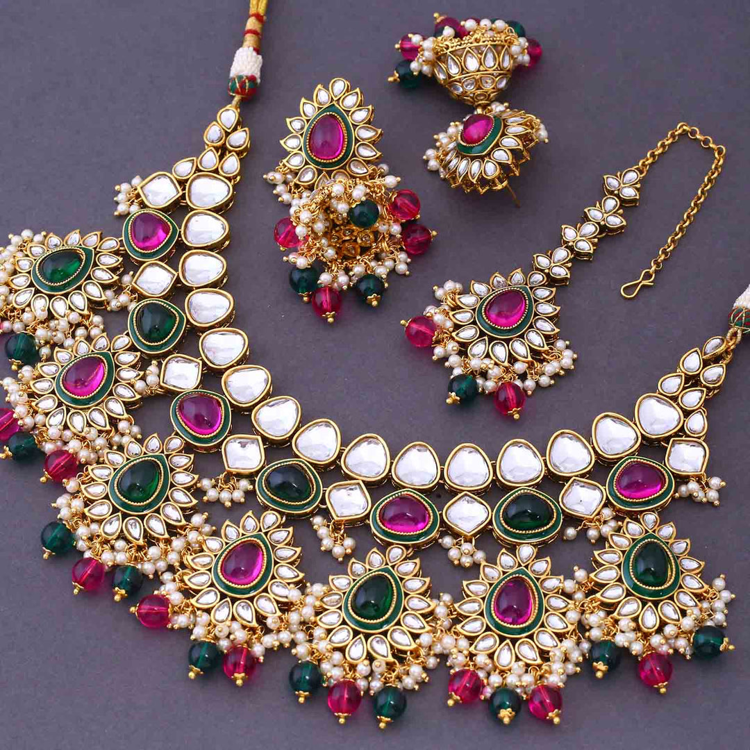 Multicolor Maanvita Kundan Jewellery Set