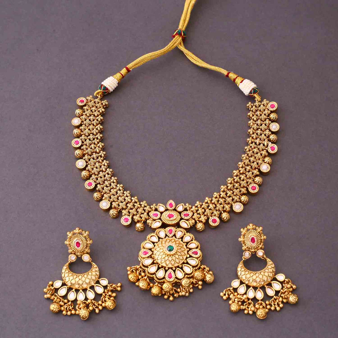 Multicolor Madhu Antique Rajwadi Set