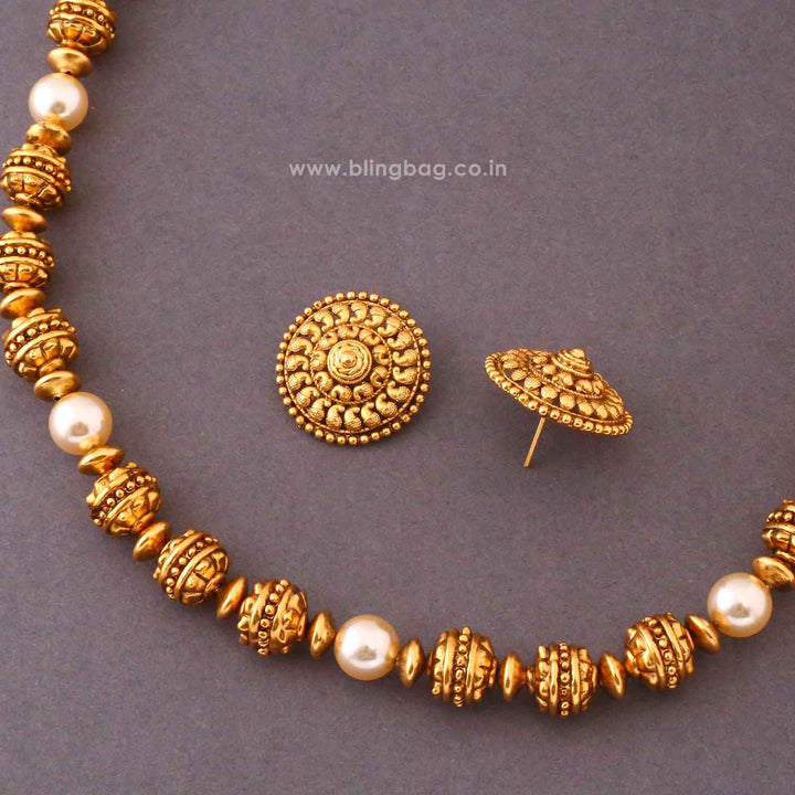 Multicolor Manvisha Antique Jewellery Set- New Arrival