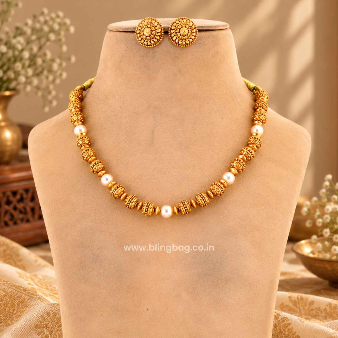 Multicolor Manvisha Antique Jewellery Set- New Arrival