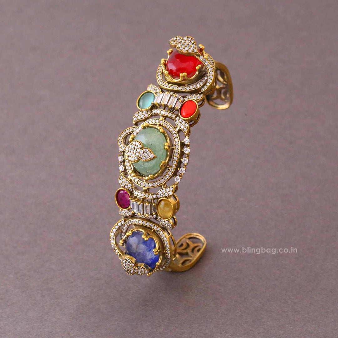 Multicolor Mira Victorian Kada