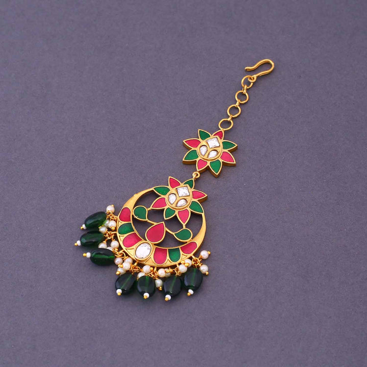 Multicolor Naajma Maang Tikka