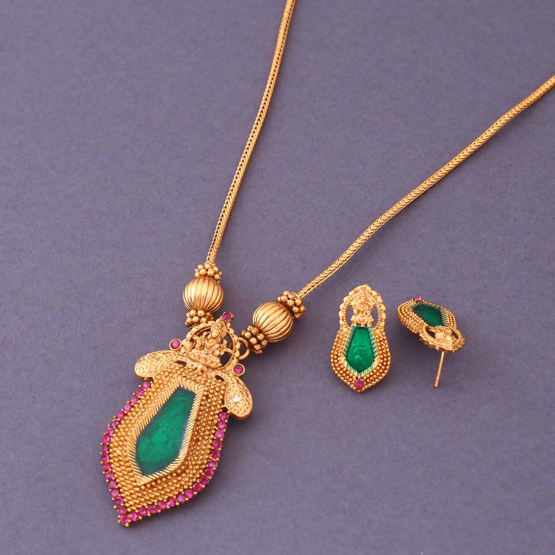 Multicolor Qirat Antique Pendant Set- New Arrival