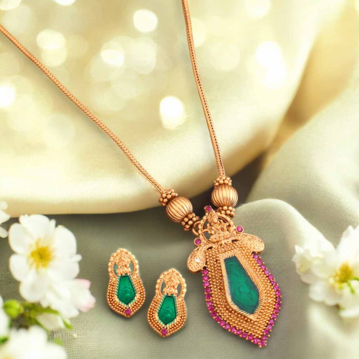 Multicolor Qirat Antique Pendant Set- New Arrival