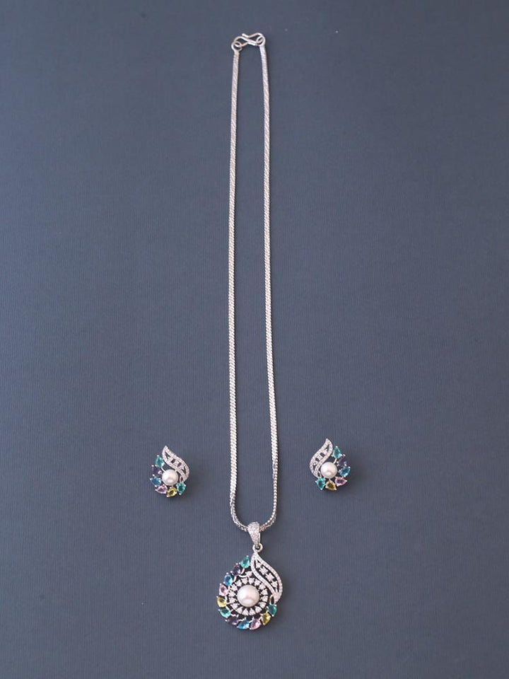 Multicolor Raegan Pendant Set