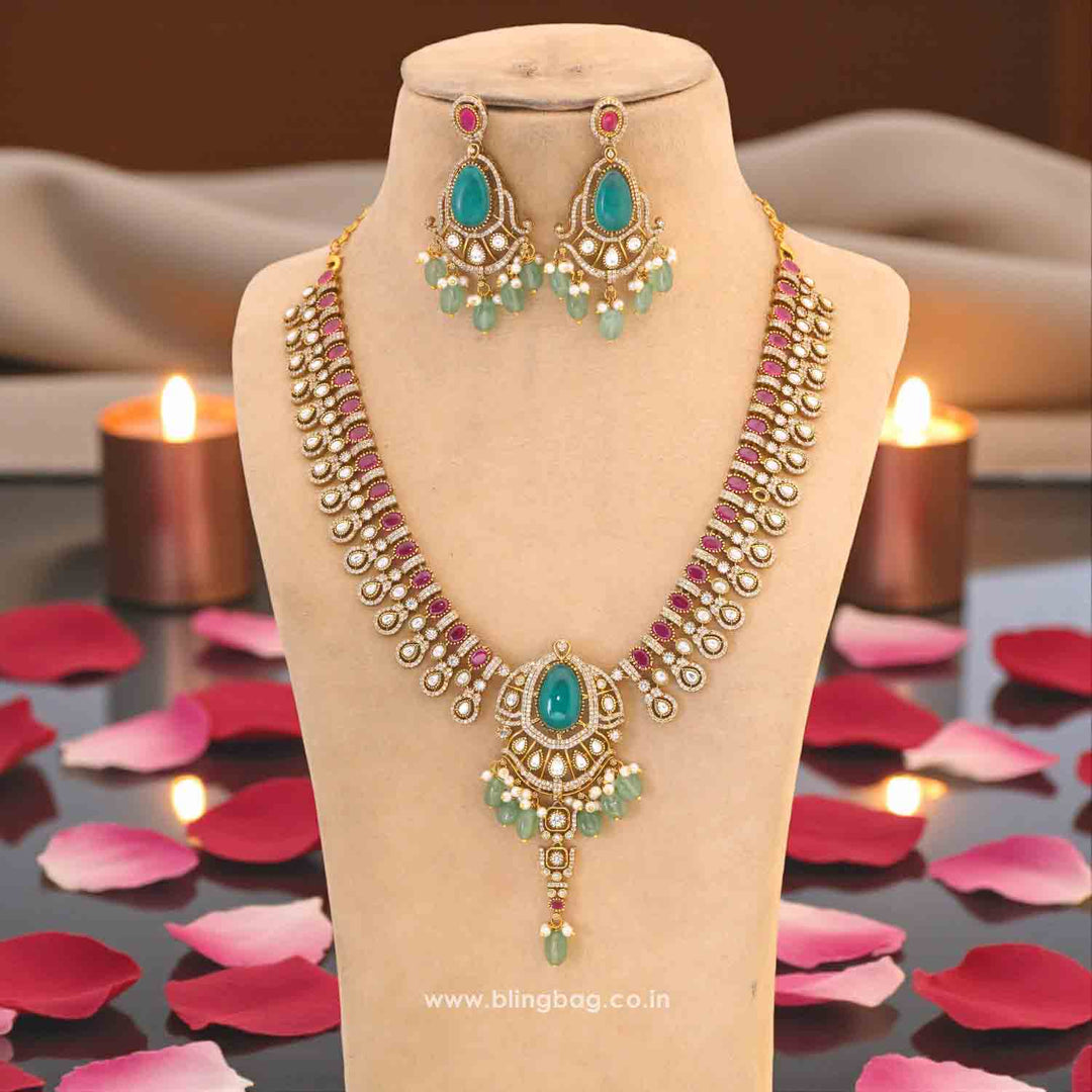 Multicolor Runaisa Victorian Jewellery Set