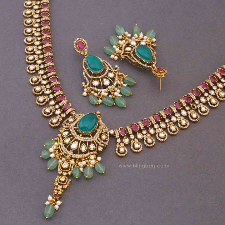 Multicolor Runaisa Victorian Jewellery Set