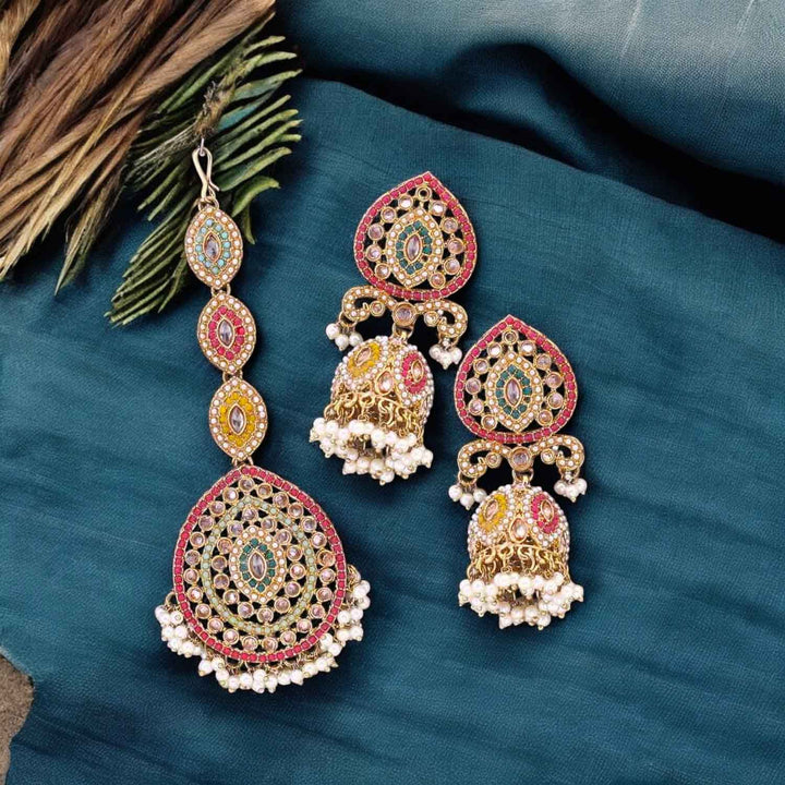 Multicolor Saba Punjabi Maang Tikka Set