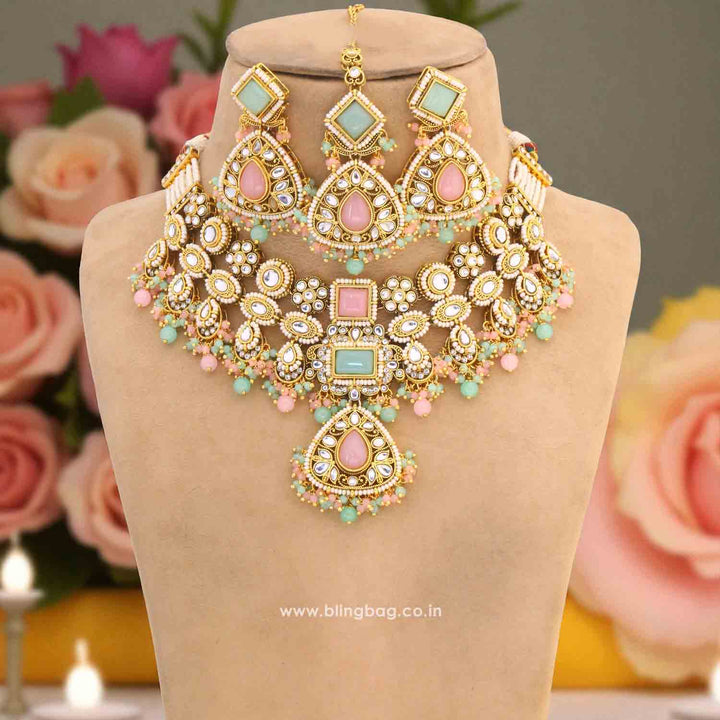 Multicolor Sarala Kundan Jewellery Set