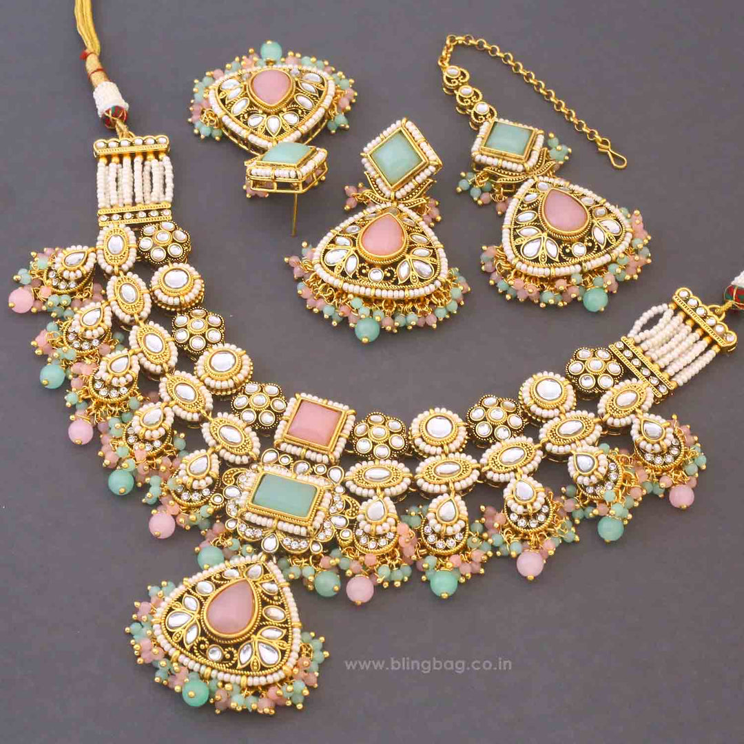 Multicolor Sarala Kundan Jewellery Set